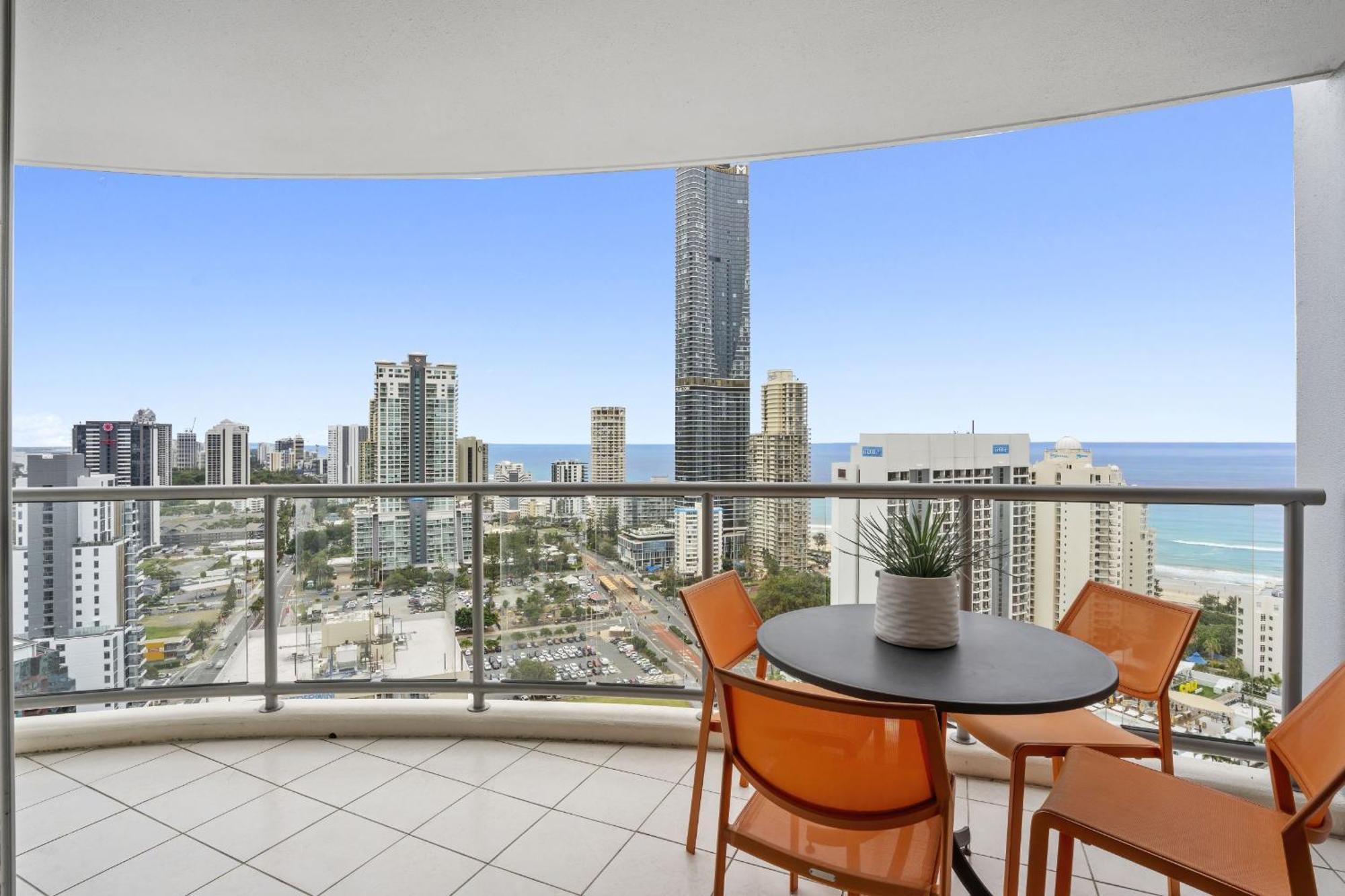 Chevron Renaissance - Hr Surfers Paradise Guldkusten Rum bild