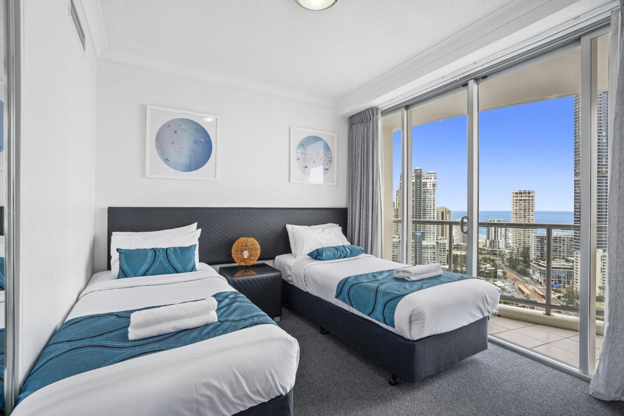 Chevron Renaissance - Hr Surfers Paradise Guldkusten Rum bild