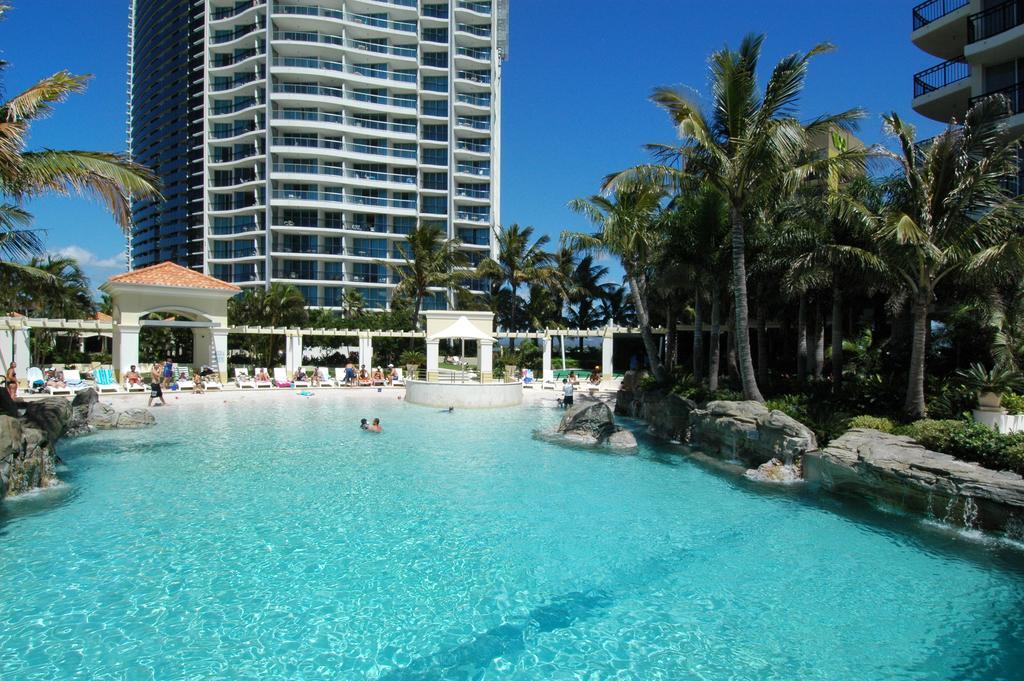 Chevron Renaissance - Hr Surfers Paradise Guldkusten Exteriör bild